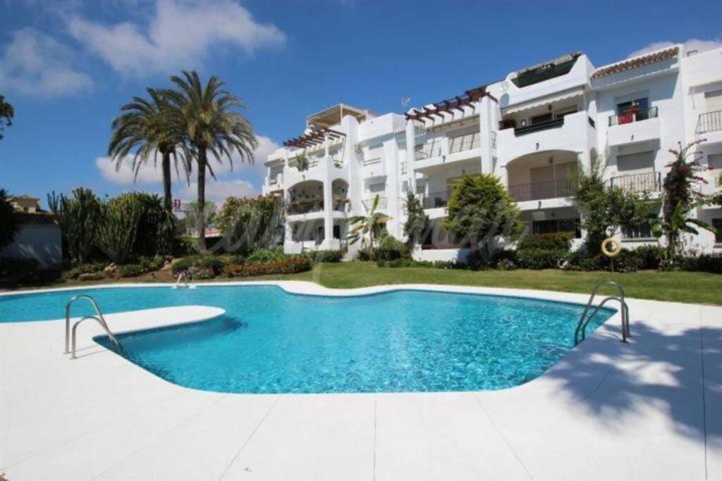 Oasis Sun Beach Costa Del Sol Estepona Exterior photo